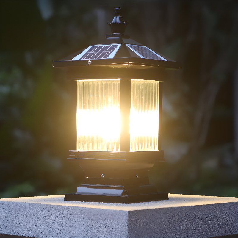 Finverevia Glass Post Light-Moonnatur