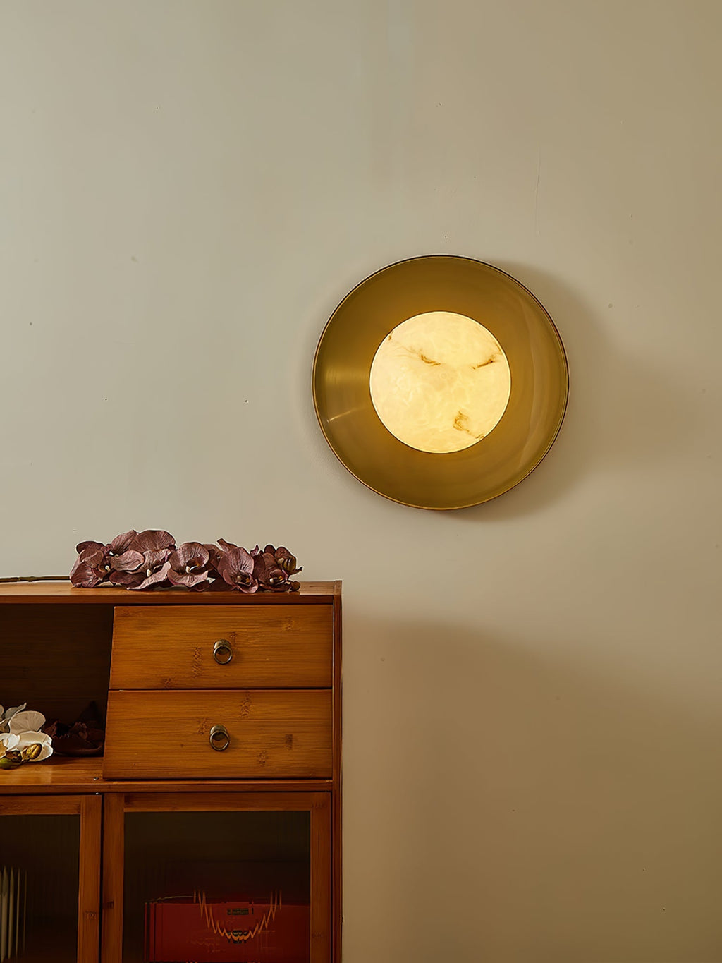 Uvaris Glass Wall Light-Moonnatur