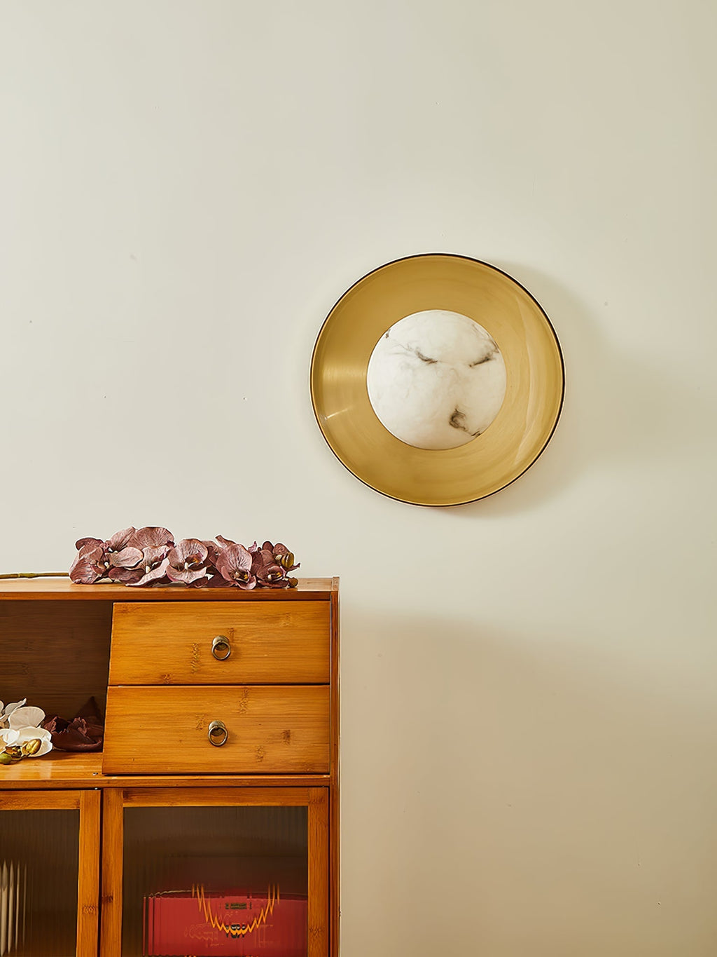Uvaris Glass Wall Light-Moonnatur