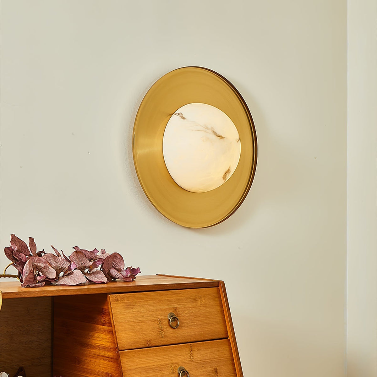 Uvaris Glass Wall Light-Moonnatur
