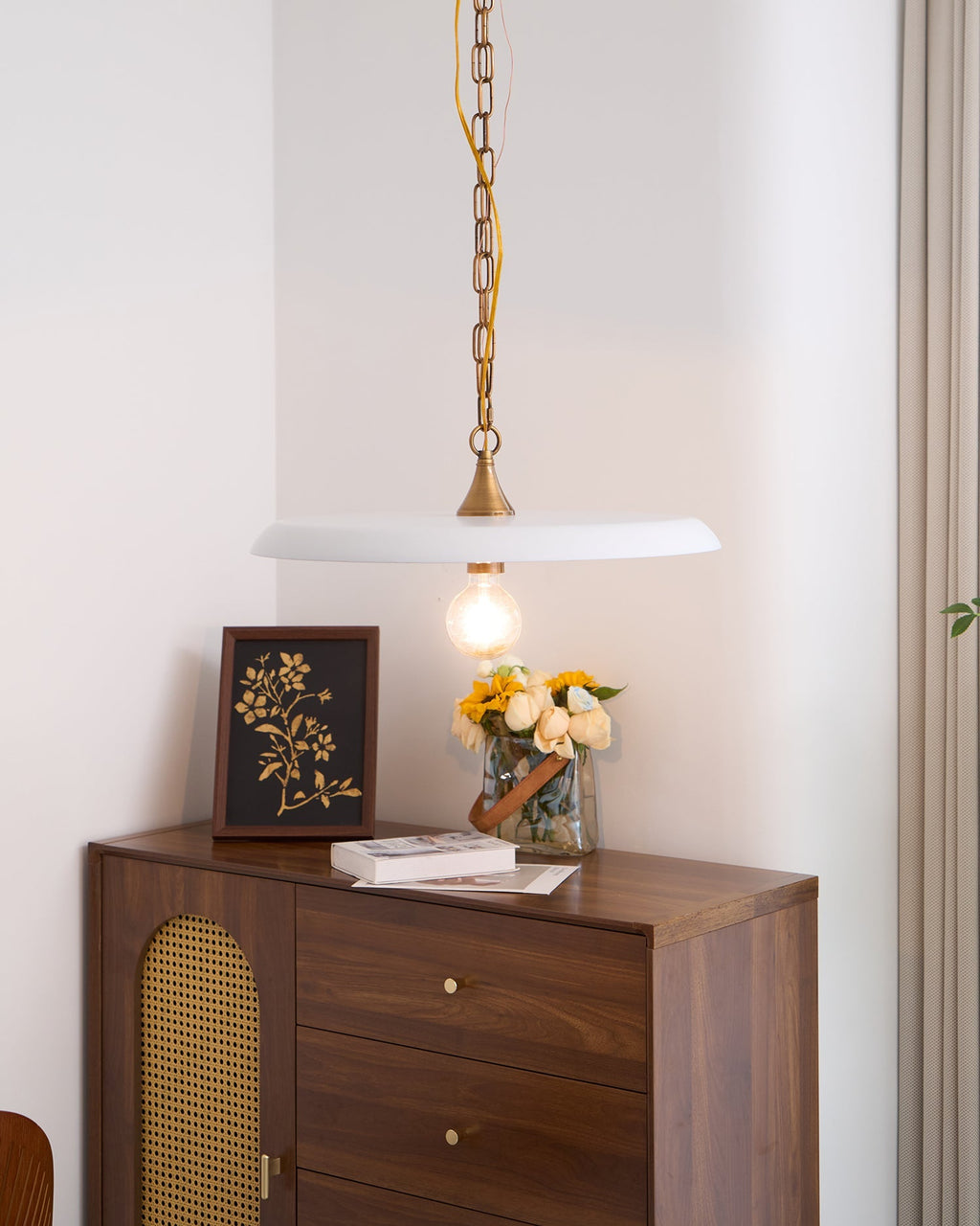 Denelwyn Metal Pendant Light-Moonnatur