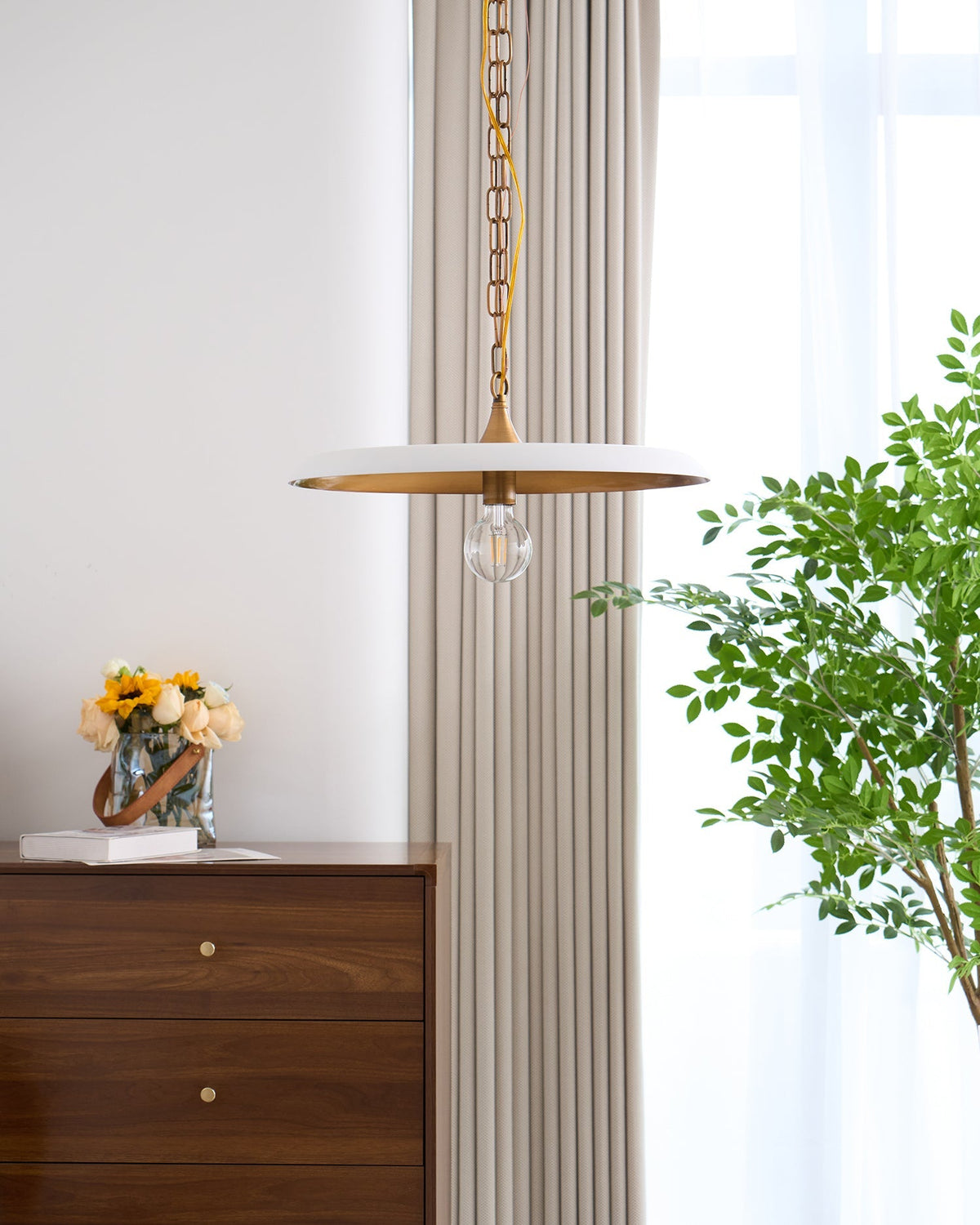 Denelwyn Metal Pendant Light-Moonnatur