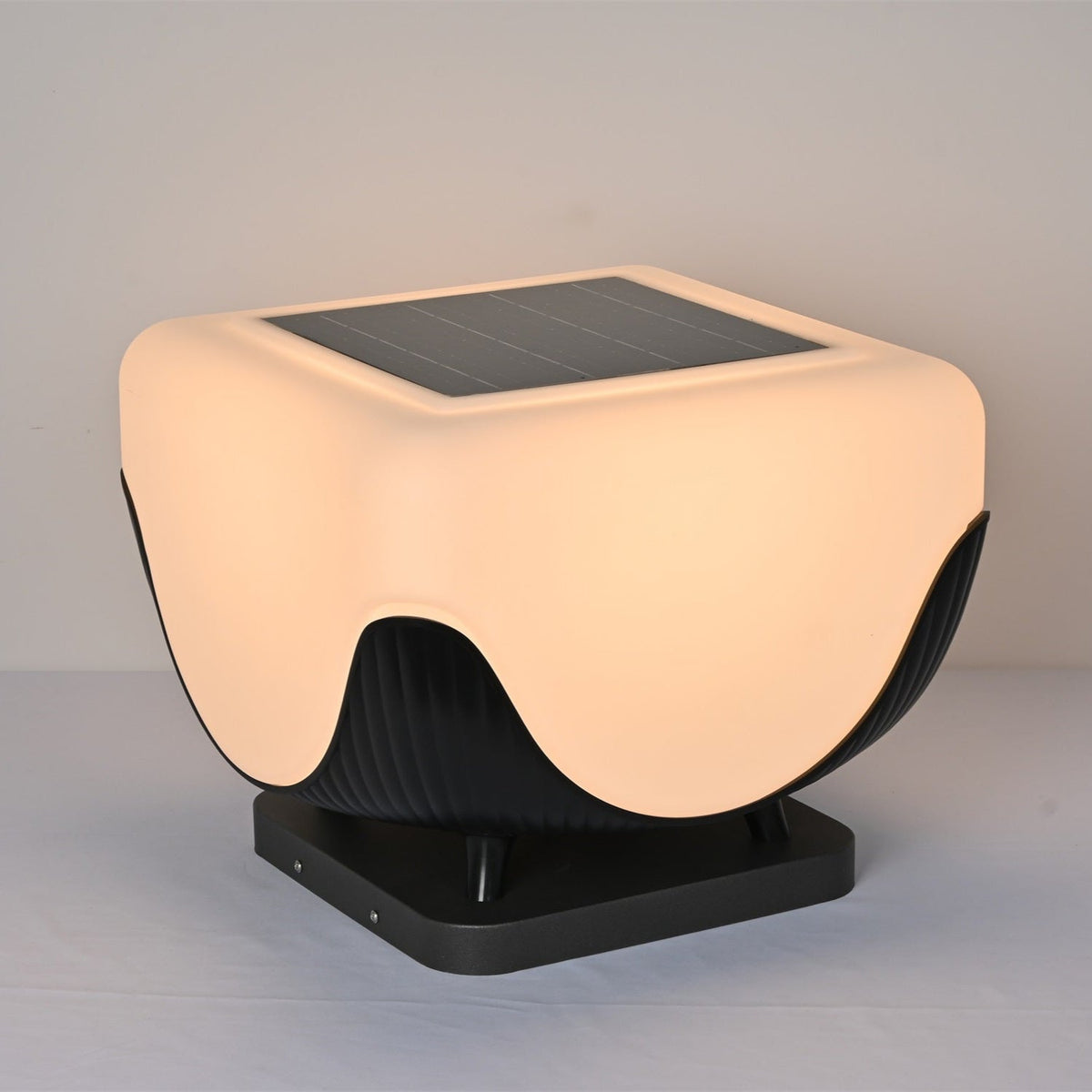 Jorrenmere Polyethylene Outdoor Light-Moonnatur
