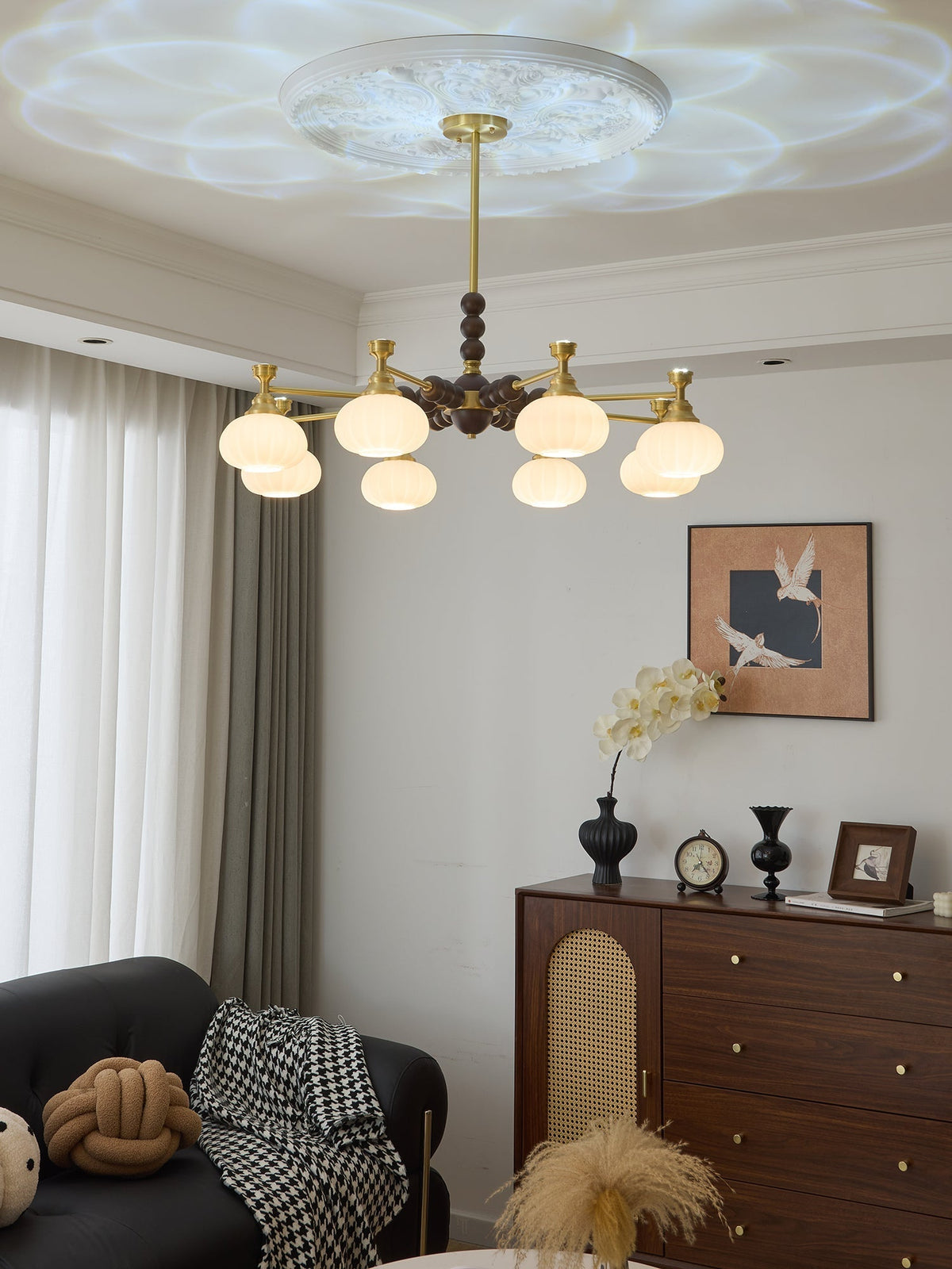 Samelia Wood Chandelier-Moonnatur