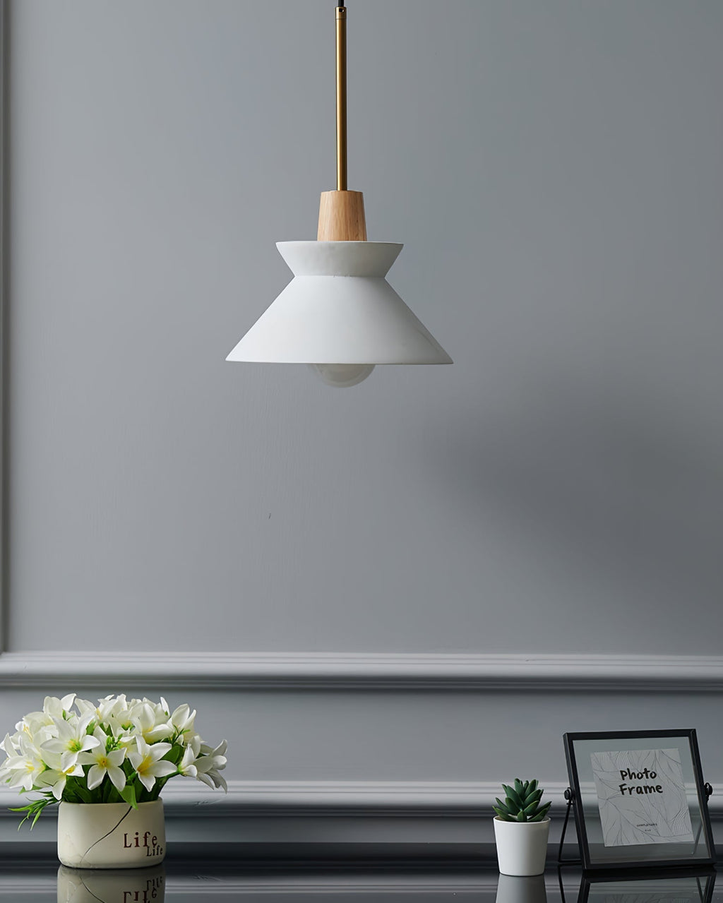 Efrana Metal Pendant Light-Moonnatur