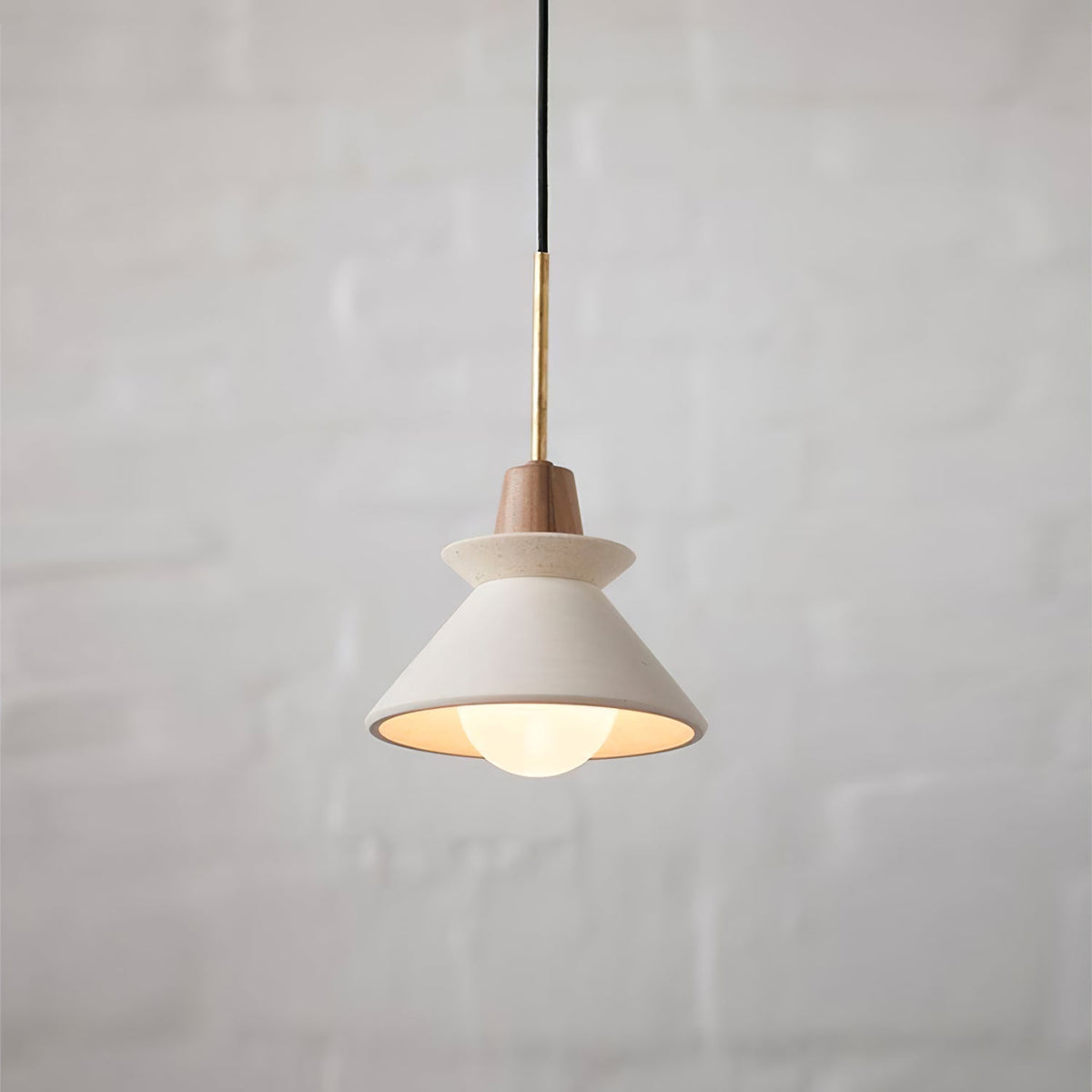 Efrana Metal Pendant Light-Moonnatur