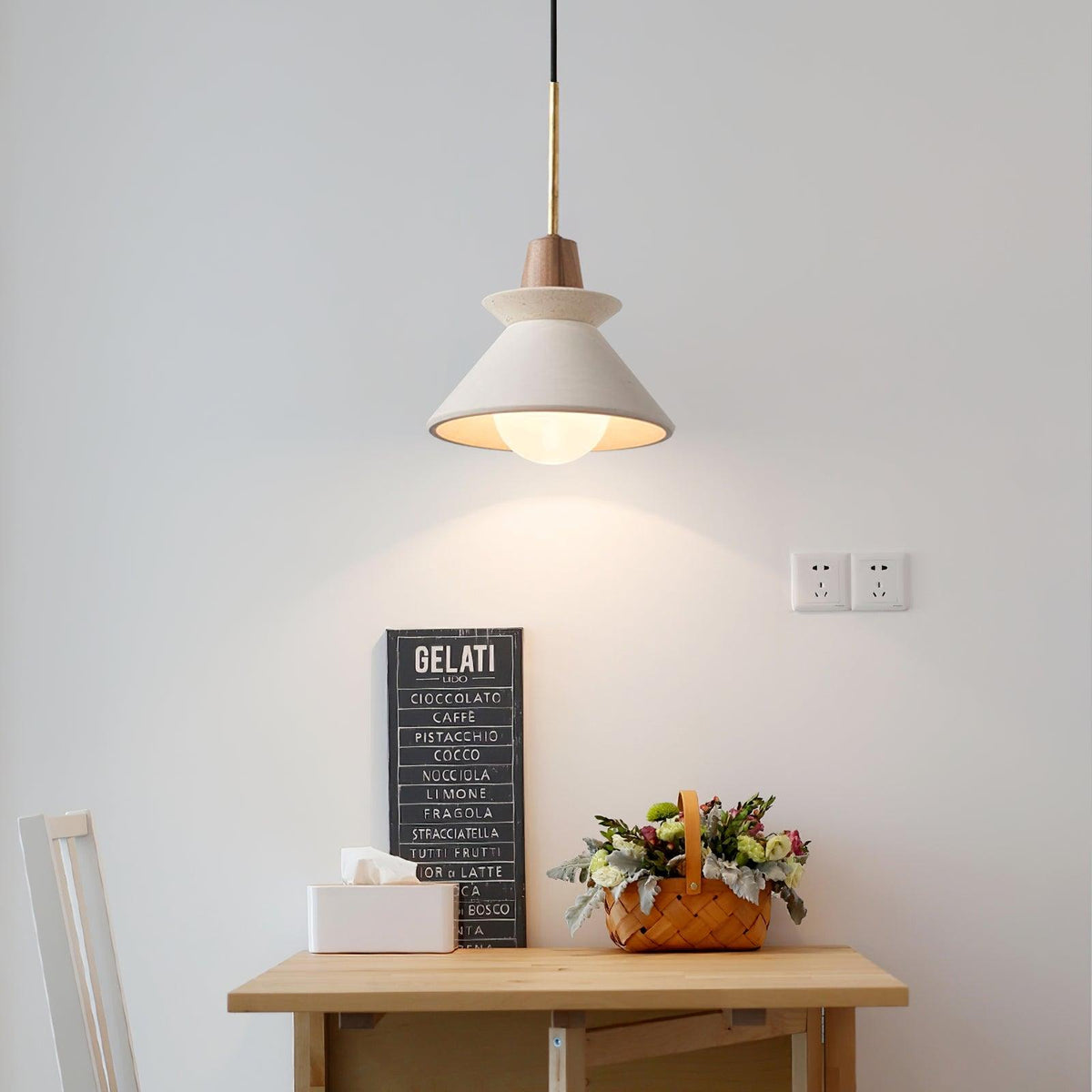 Efrana Metal Pendant Light-Moonnatur