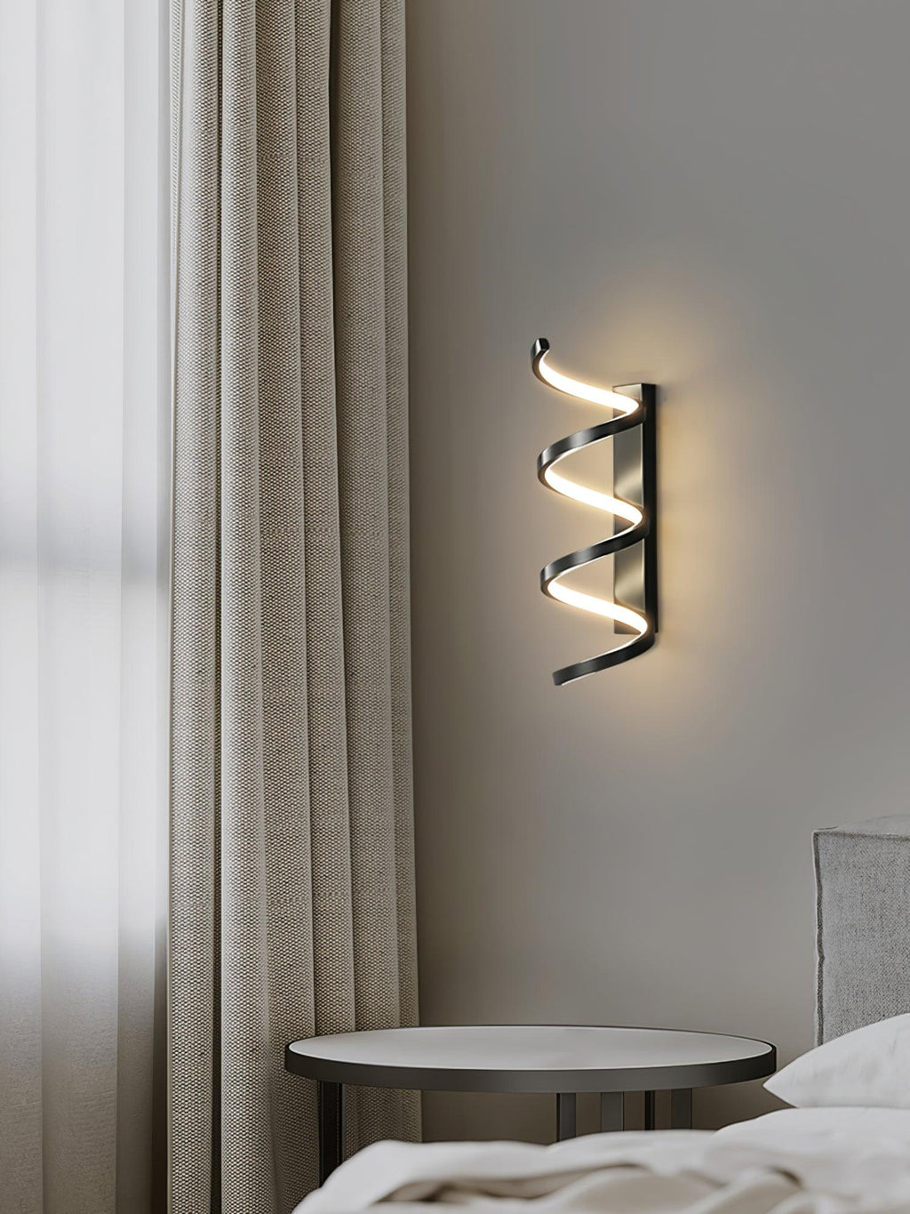 Olvenara Brass Wall Light-Moonnatur