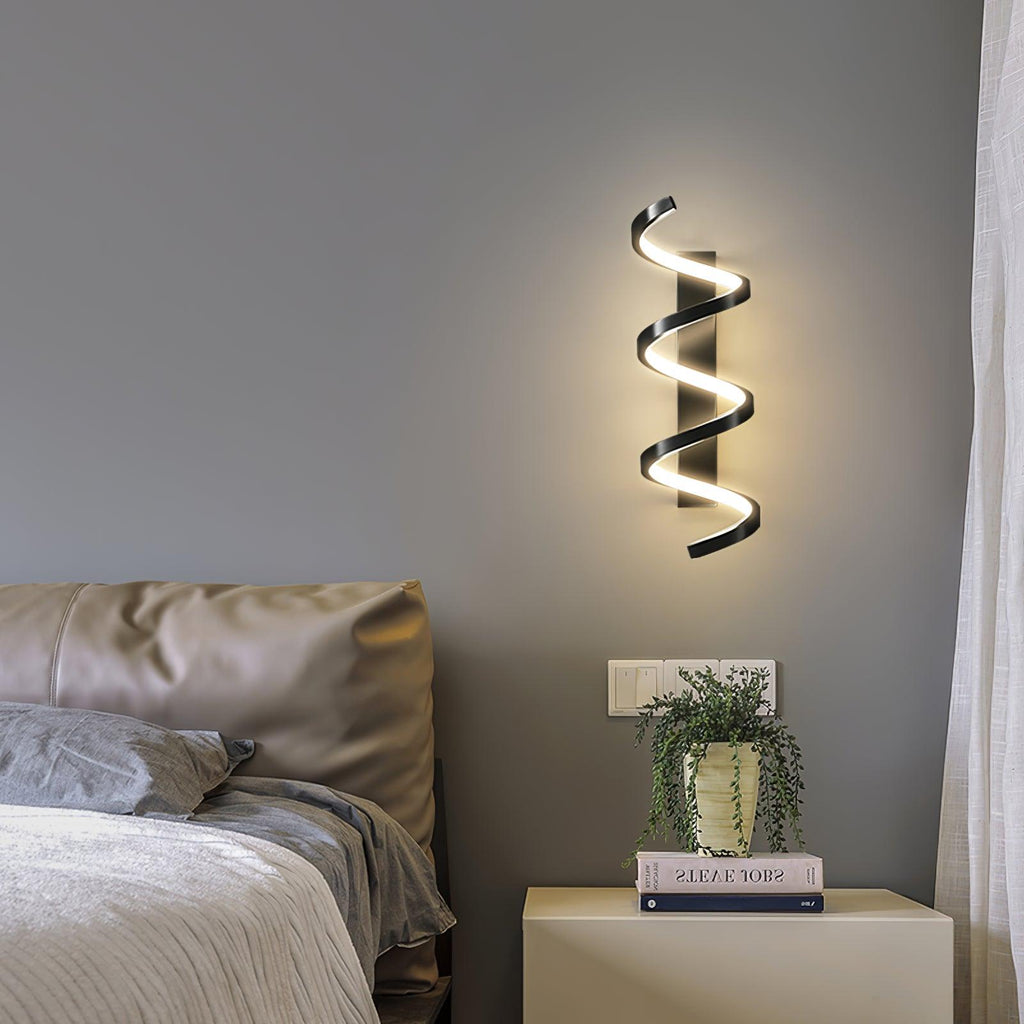 Olvenara Brass Wall Light-Moonnatur