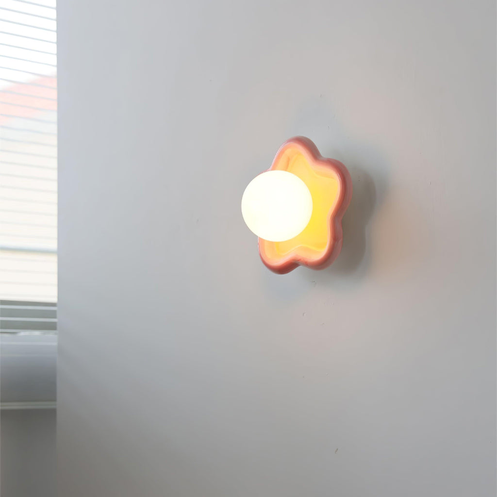 Hadrenhaven Ceramic Wall Light-Moonnatur