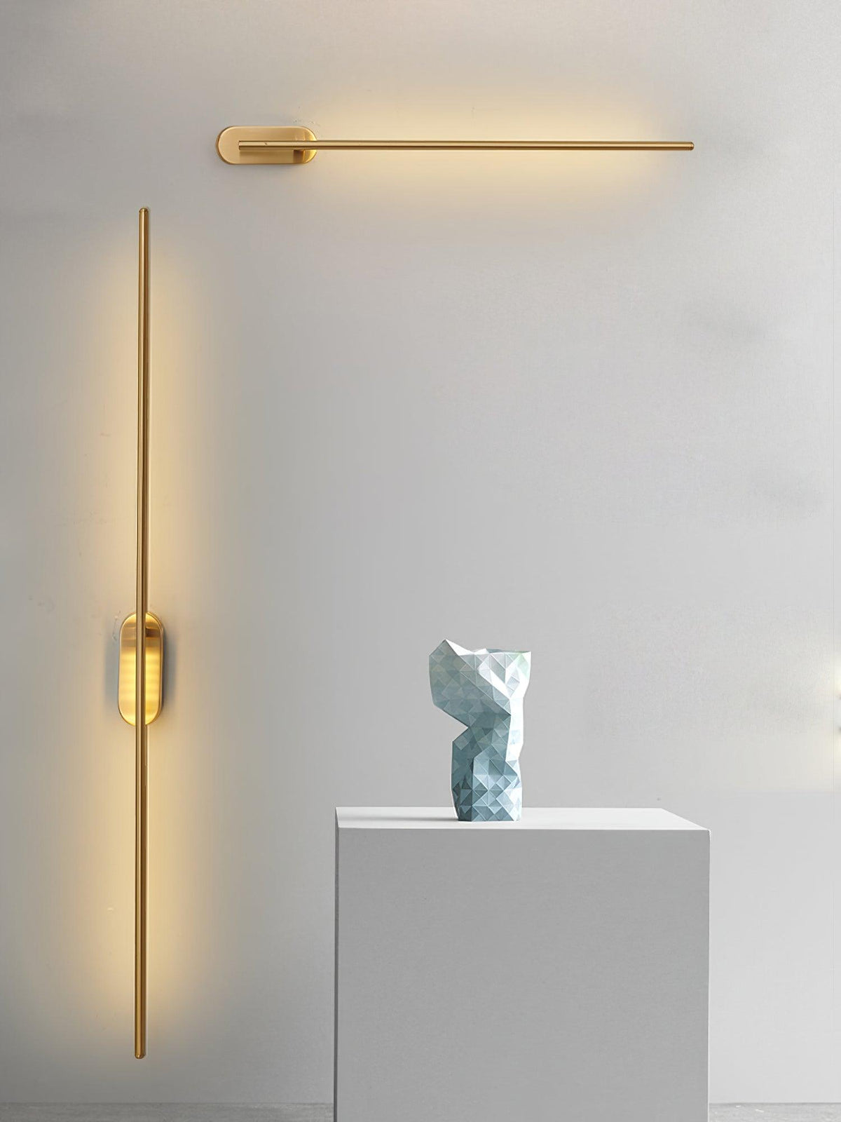 Zimelle Brass Wall Lamp-Moonnatur