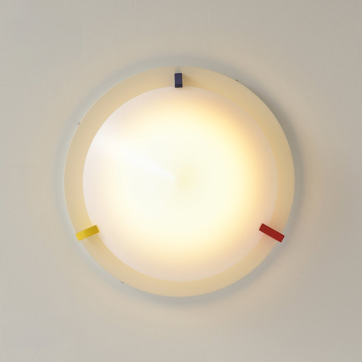 Naverwyn Acrylic Ceiling Light-Moonnatur