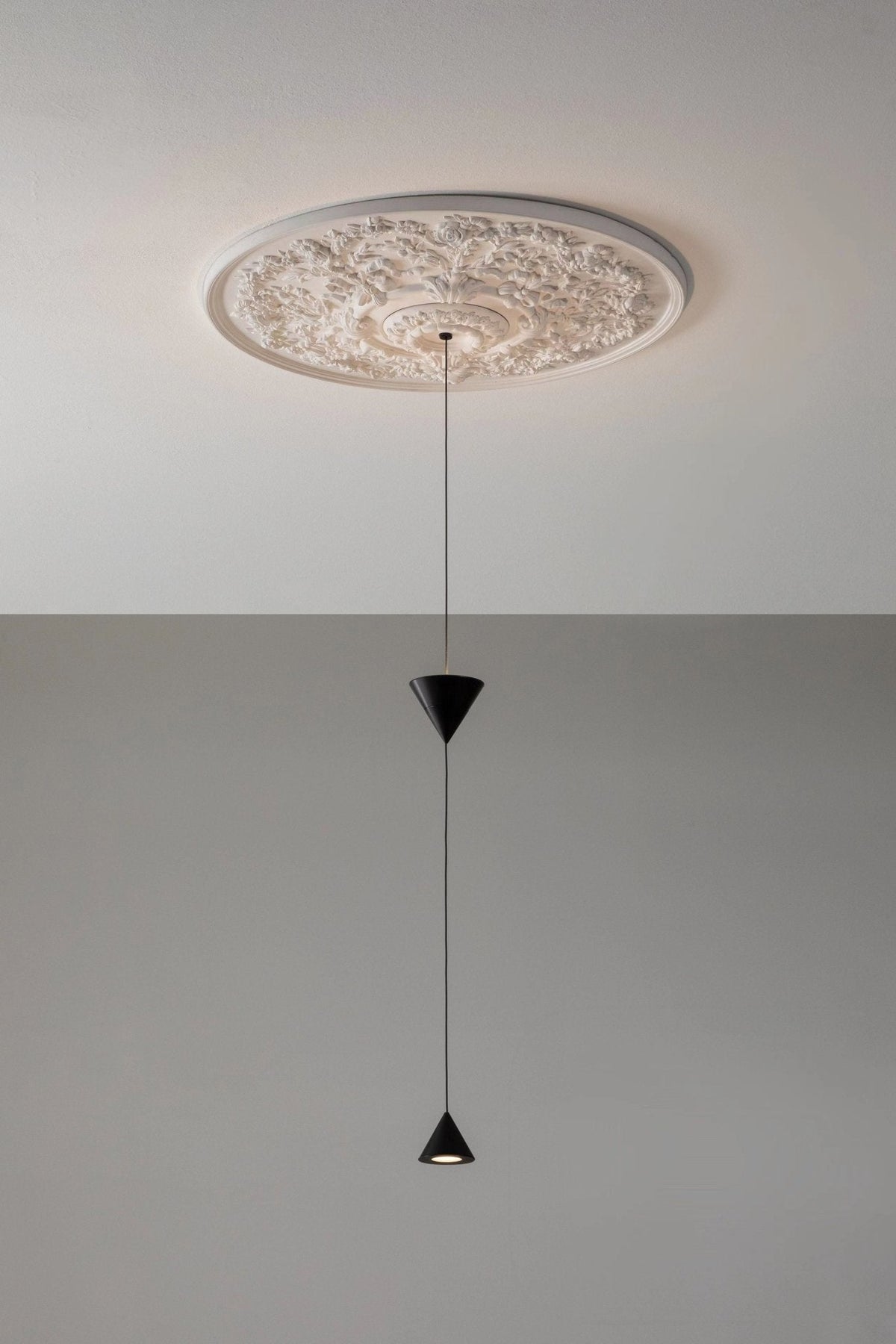 Trevenlyn Acrylic Pendant Light-Moonnatur