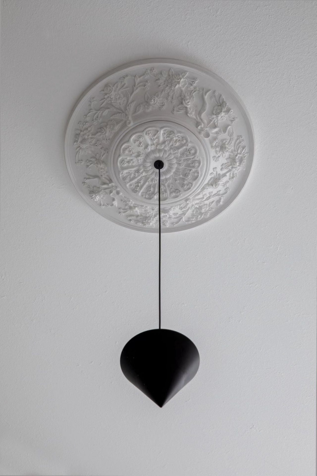 Trevenlyn Acrylic Pendant Light-Moonnatur