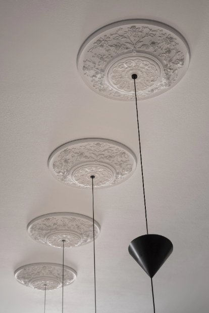 Trevenlyn Acrylic Pendant Light-Moonnatur
