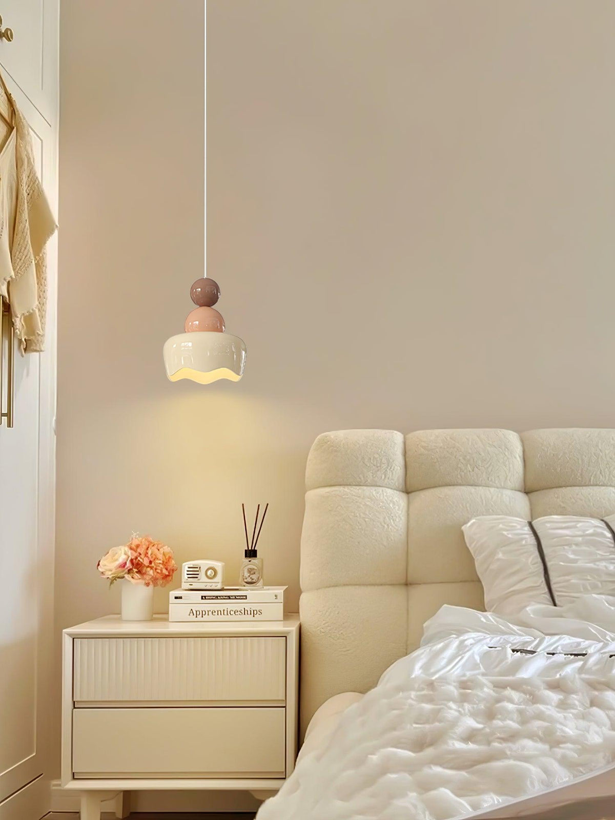 Larenholm Resin Pendant Light-Moonnatur