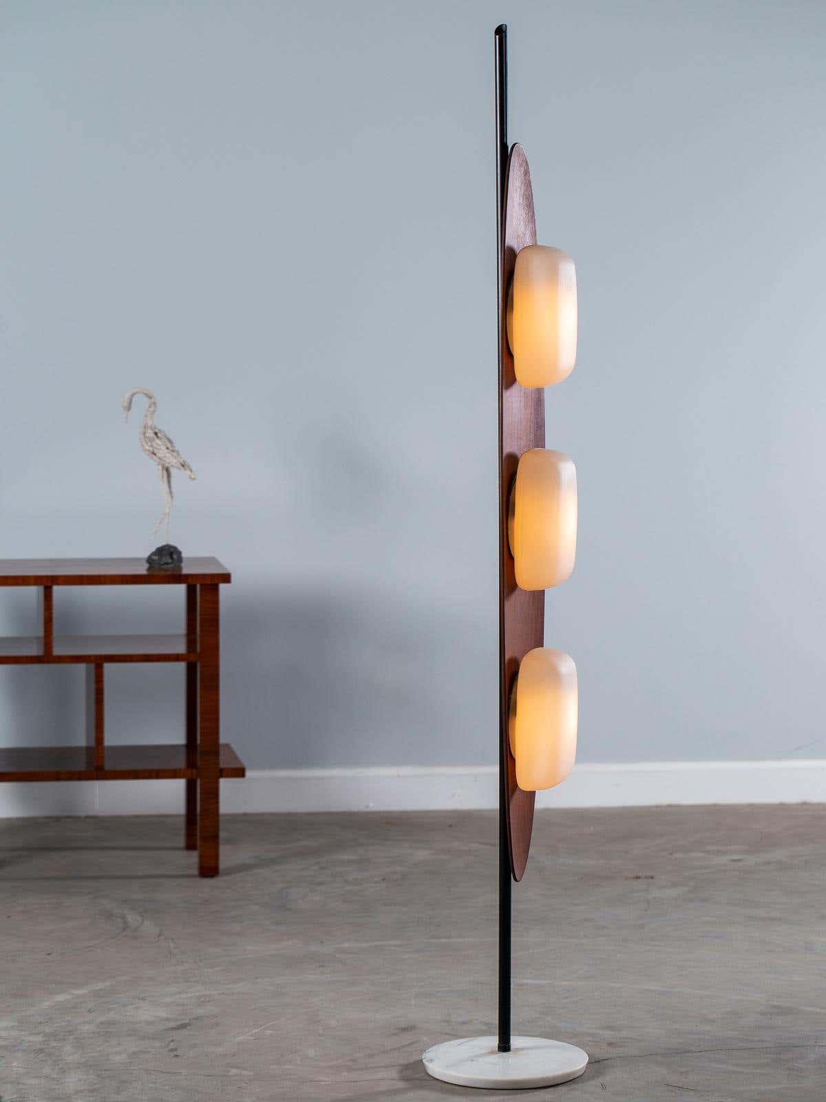 Ravensonna Marble Floor Lamp-Moonnatur