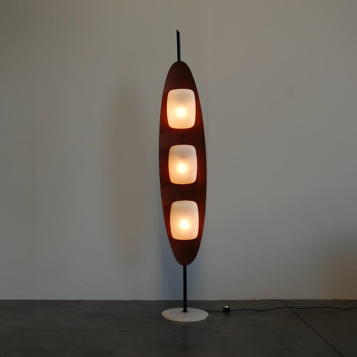 Ravensonna Marble Floor Lamp-Moonnatur