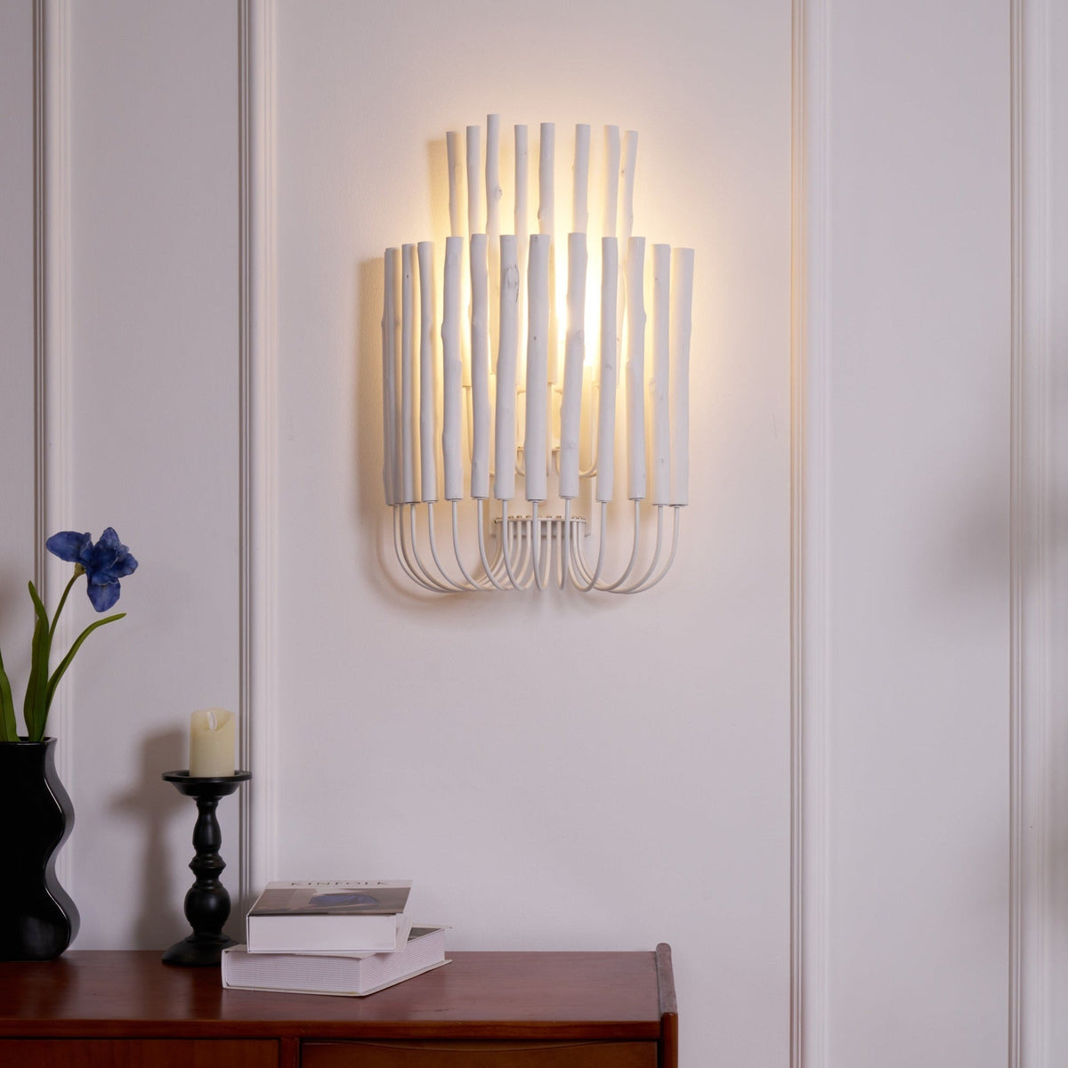 Ucaelia Wood Wall Lamp-Moonnatur