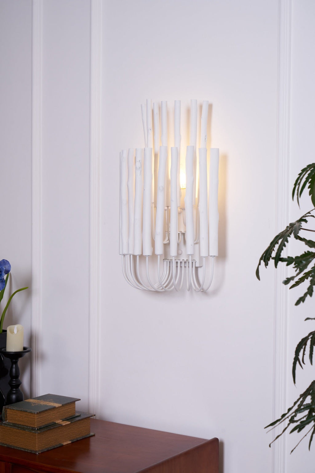 Ucaelia Wood Wall Lamp-Moonnatur