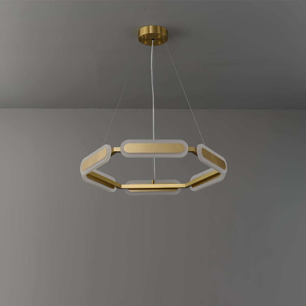 Eldenlyn Brass Chandelier-Moonnatur