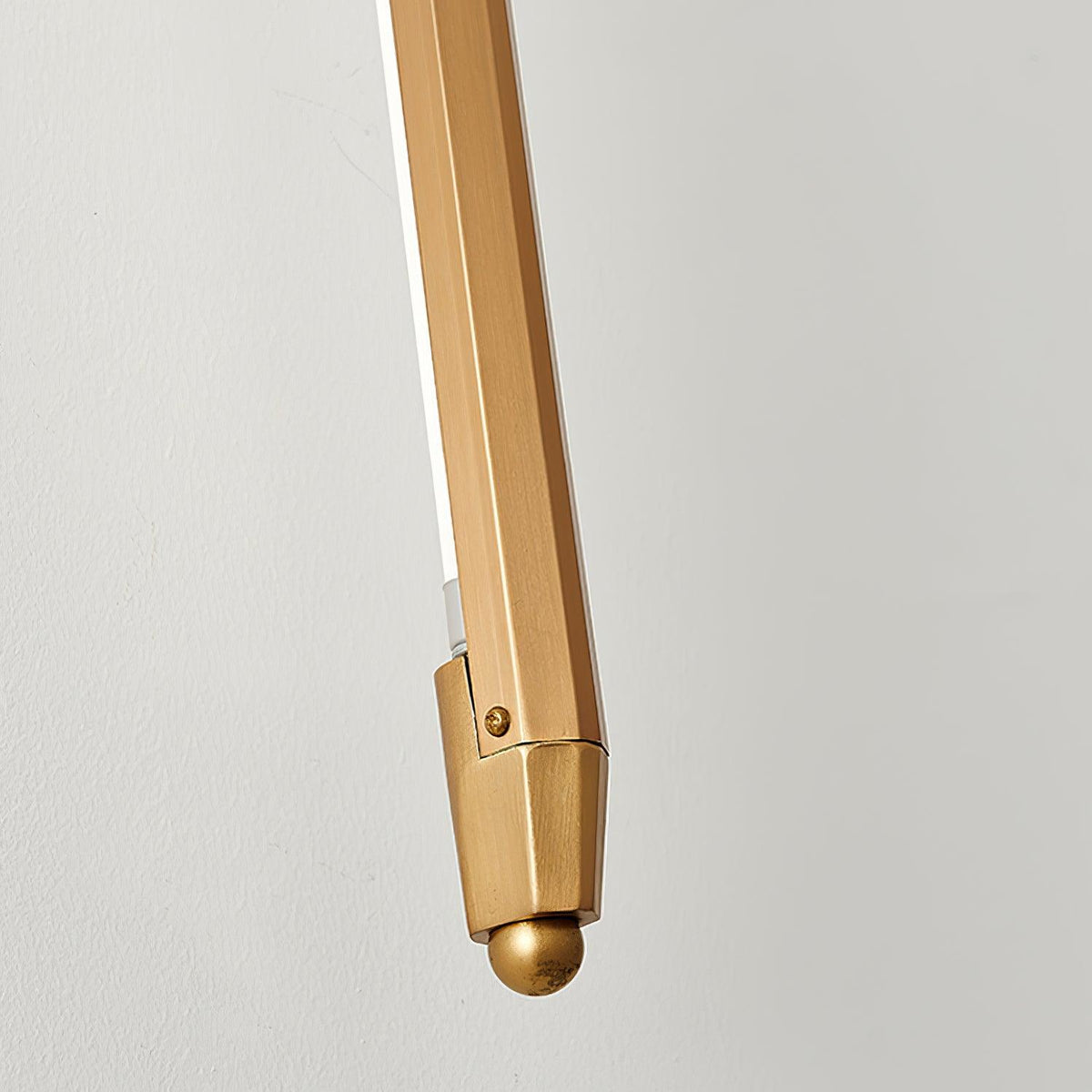 Omerelle Metal Wall Lamp-Moonnatur