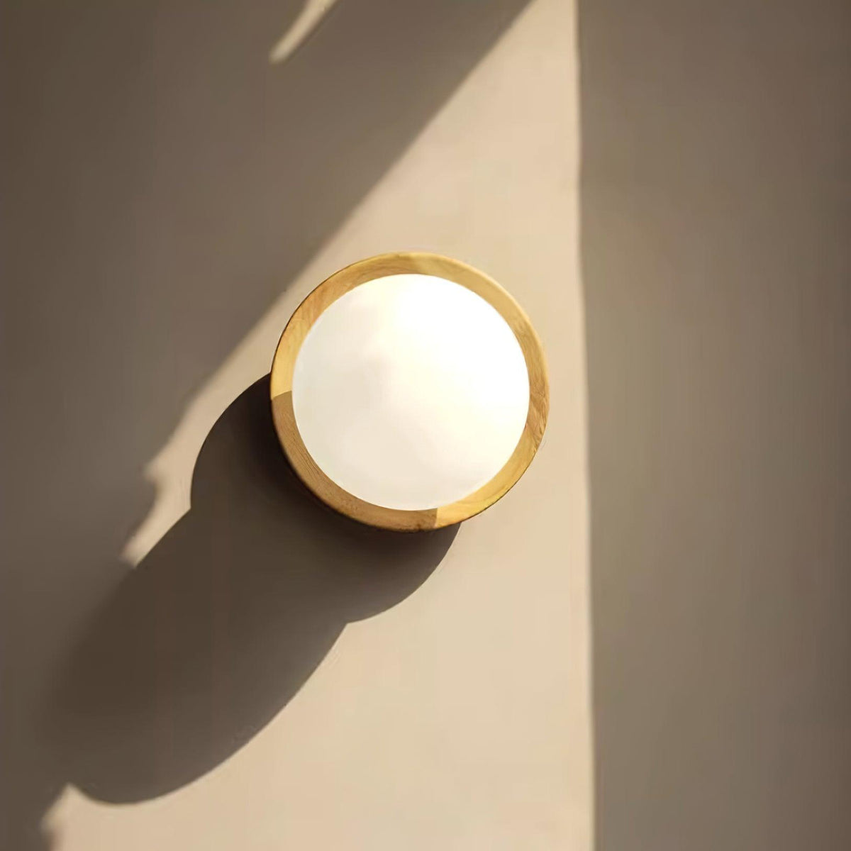Cindelis Wood Wall Light-Moonnatur