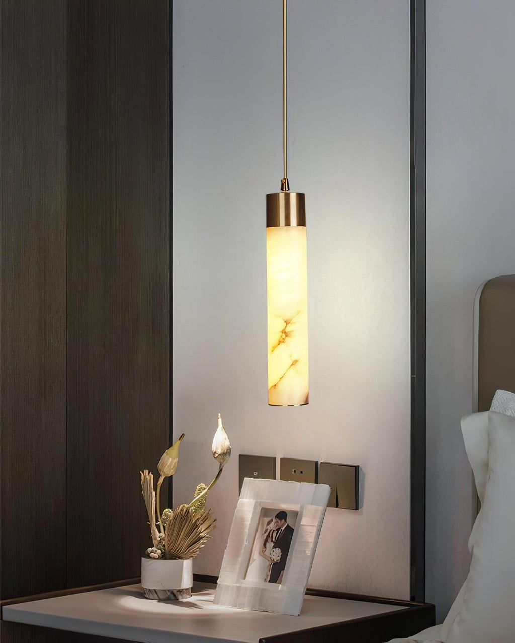 Istrava Alabaster Pendant Light-Moonnatur
