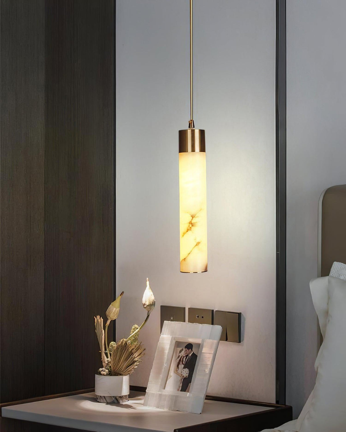 Istrava Alabaster Pendant Light-Moonnatur