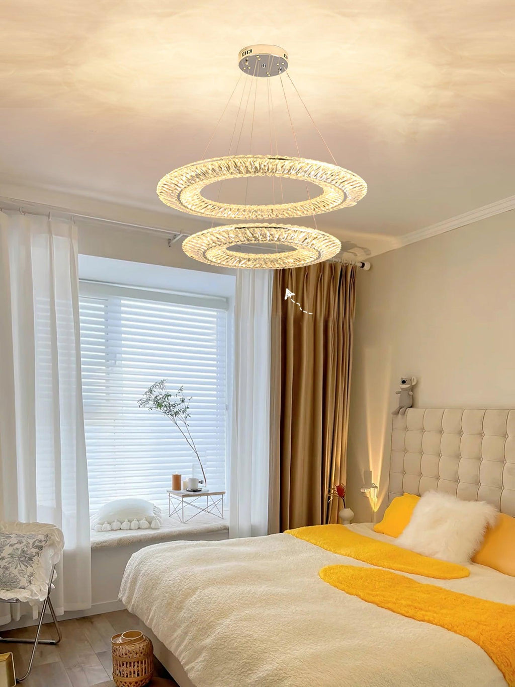 Bellatrixa Crystal Chandelier-Moonnatur