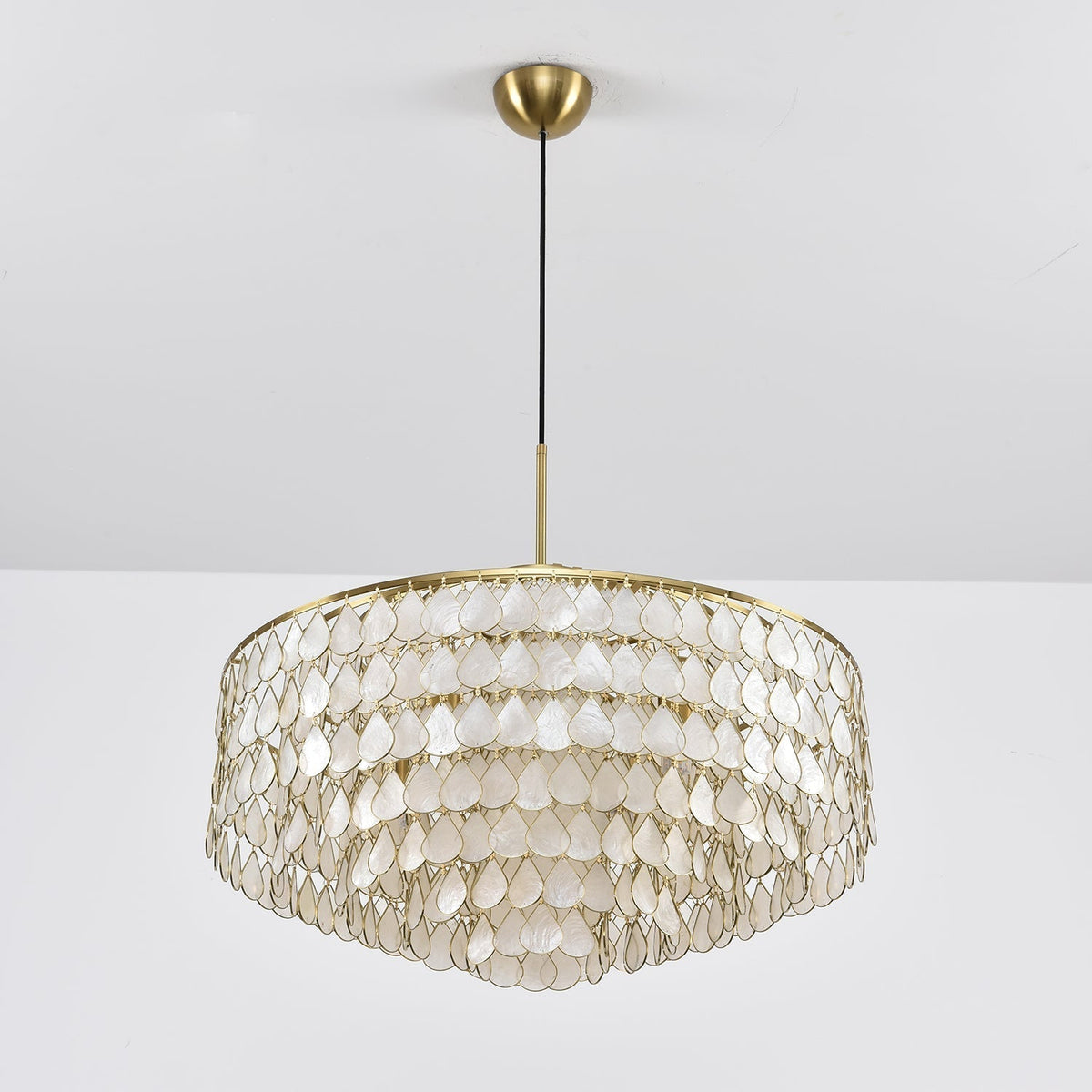 Savenwyn Shell Chandelier-Moonnatur