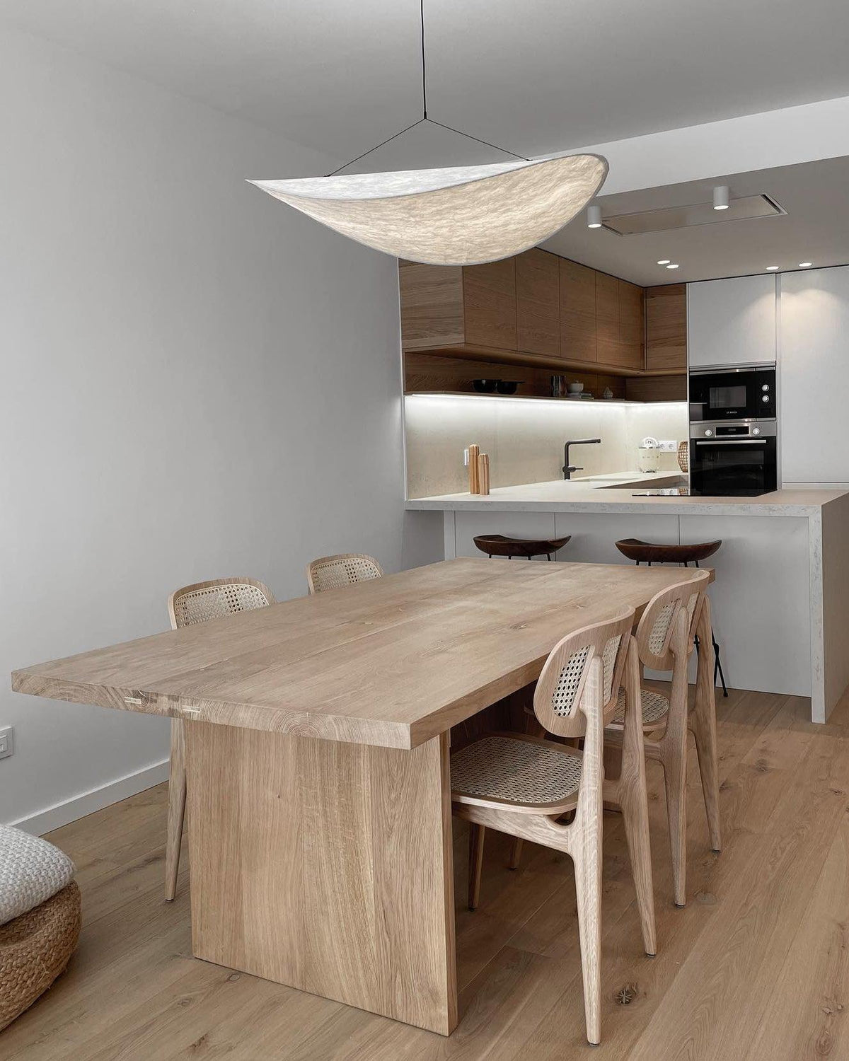 Perrinis Silk Pendant Light-Moonnatur
