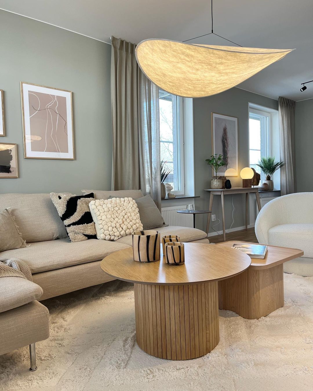 Perrinis Silk Pendant Light-Moonnatur