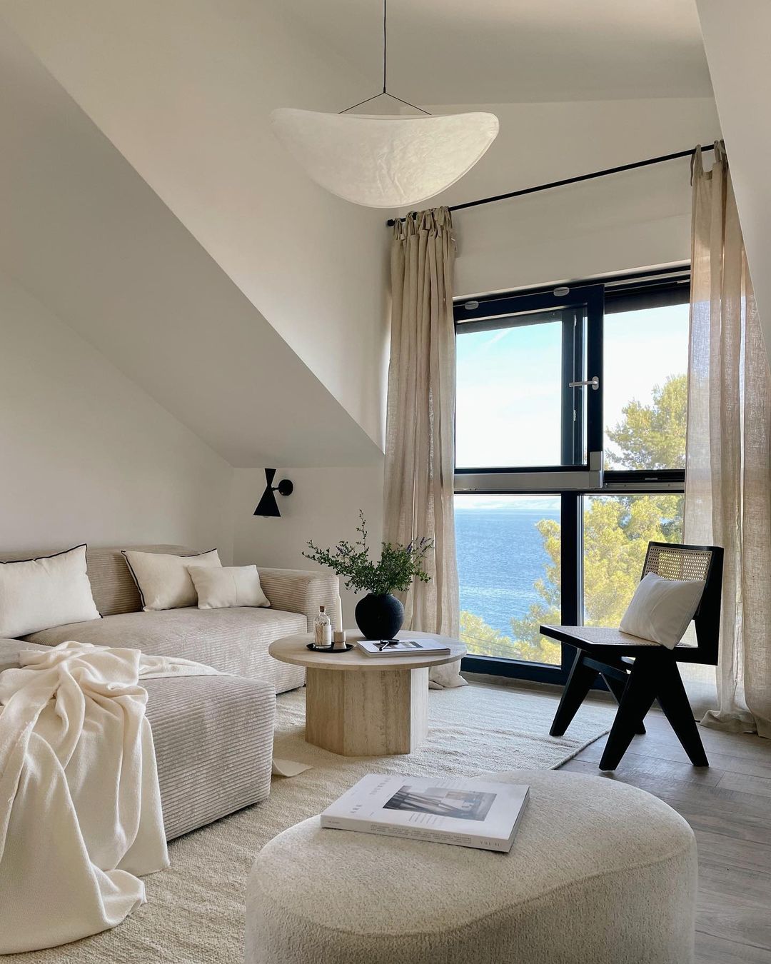 Perrinis Silk Pendant Light-Moonnatur