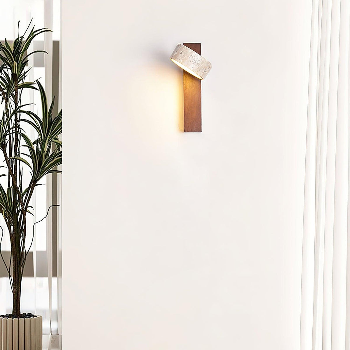 Elsenlynne Travertine Wall Light-Moonnatur