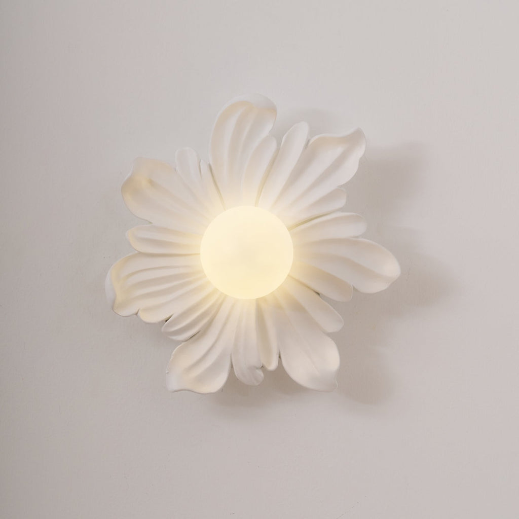 Lovenelle Resin Wall Light-Moonnatur