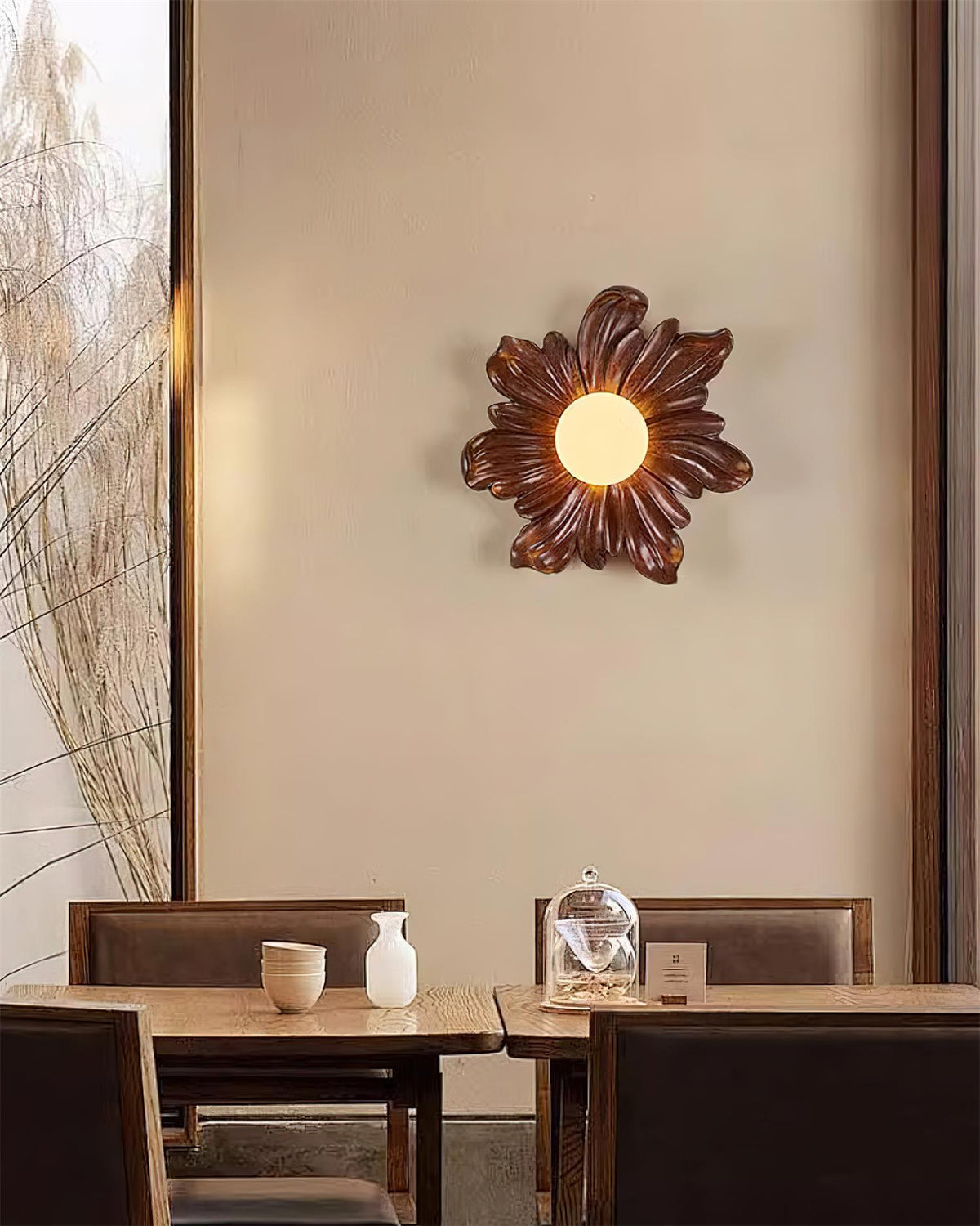 Lovenelle Resin Wall Light-Moonnatur