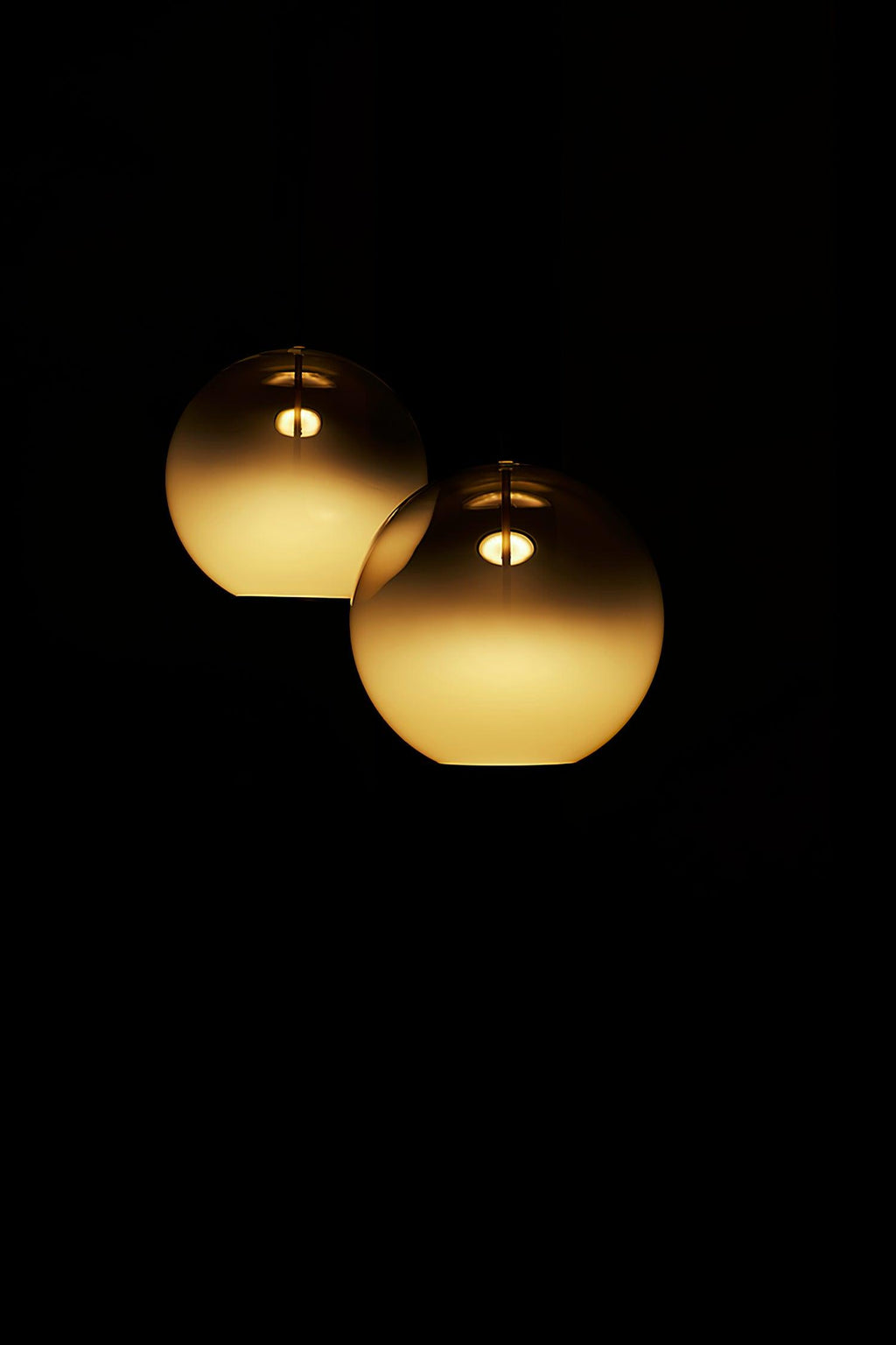 Pavina Glass Pendant Lamp-Moonnatur