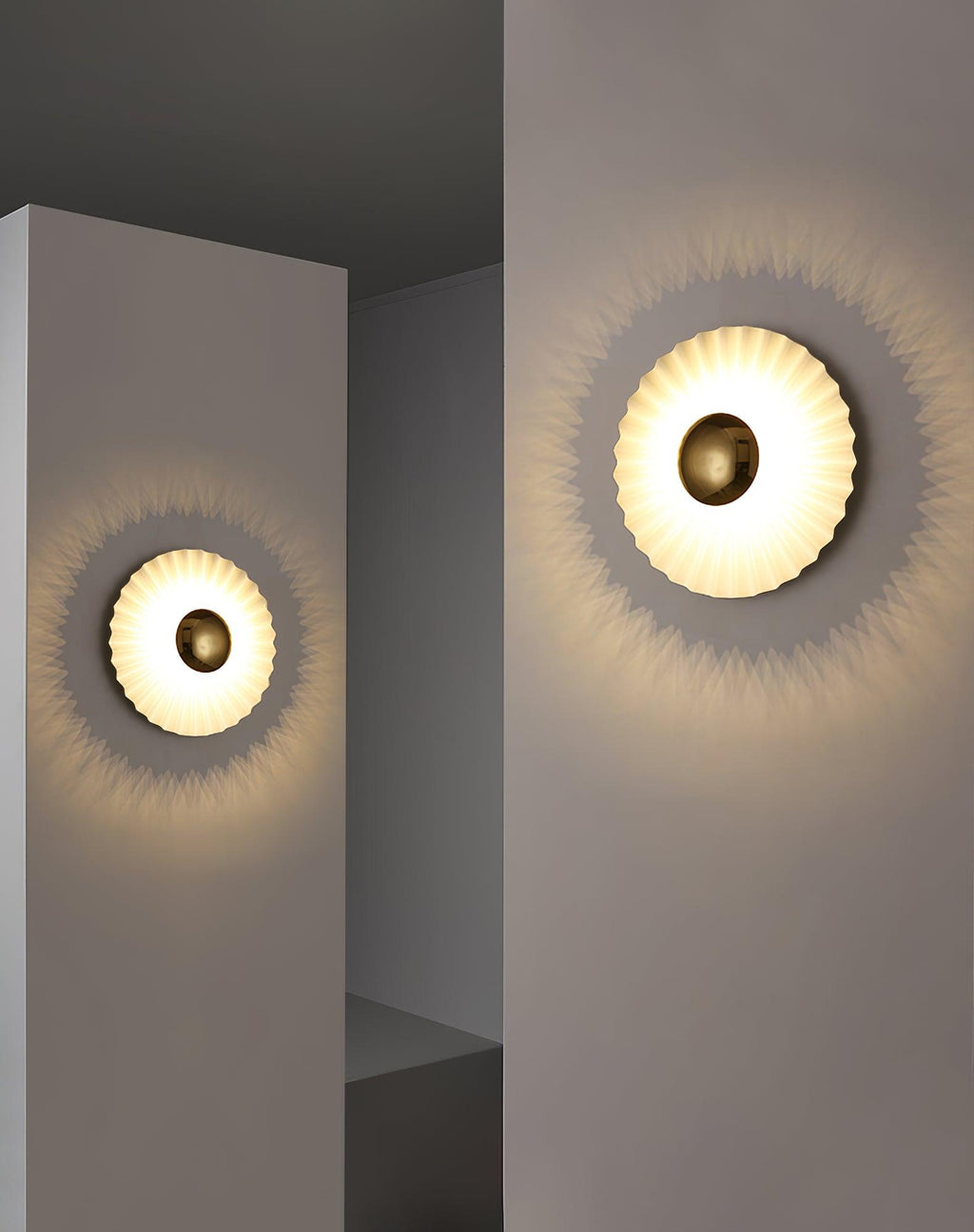 Redrenoria Iron Wall Light-Moonnatur