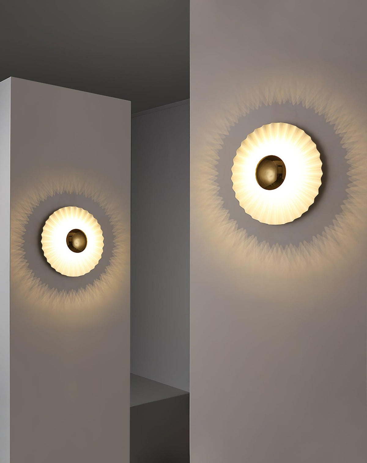 Redrenoria Iron Wall Light-Moonnatur