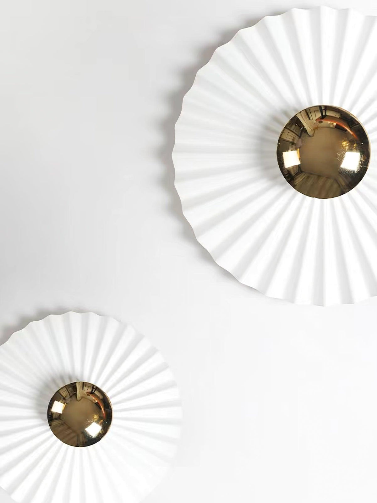 Redrenoria Iron Wall Light-Moonnatur