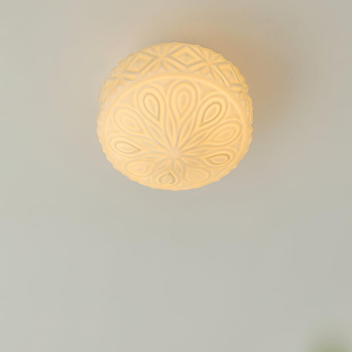 Whitenley Glass Ceiling Light-Moonnatur