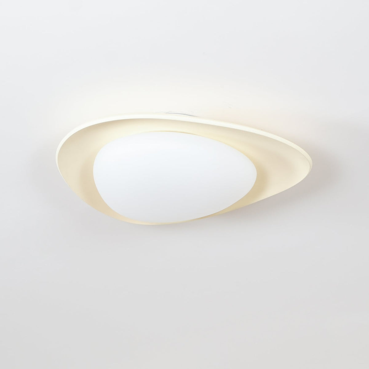 Barrowenis Resin Ceiling Light-Moonnatur