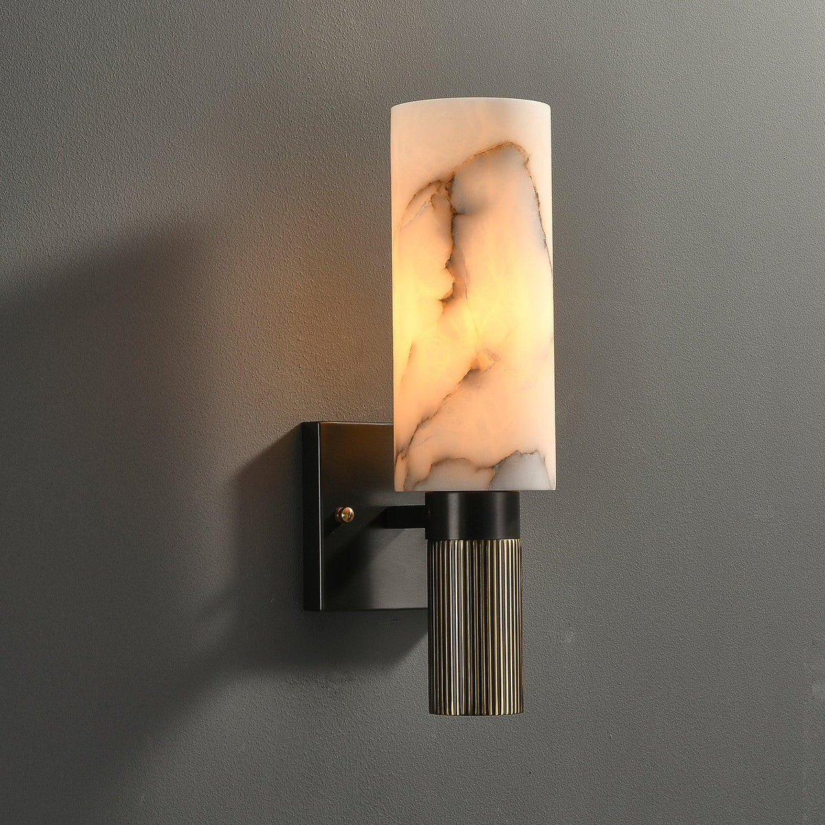 Renverlynne Alabaster Wall Light-Moonnatur