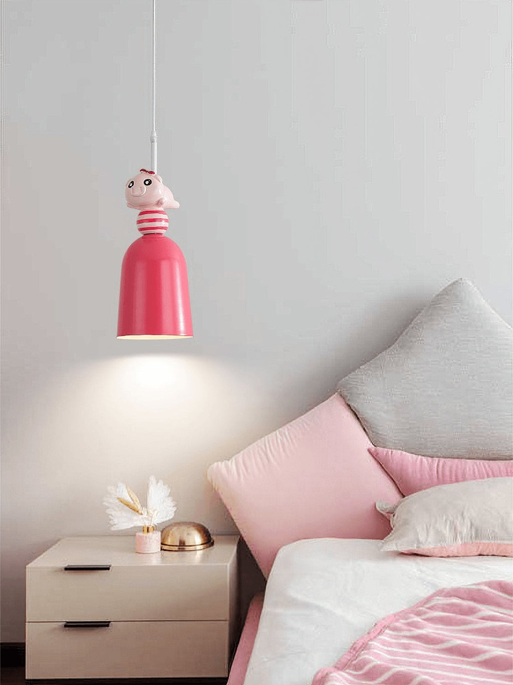 Keravelle Resin Pendant Light-Moonnatur