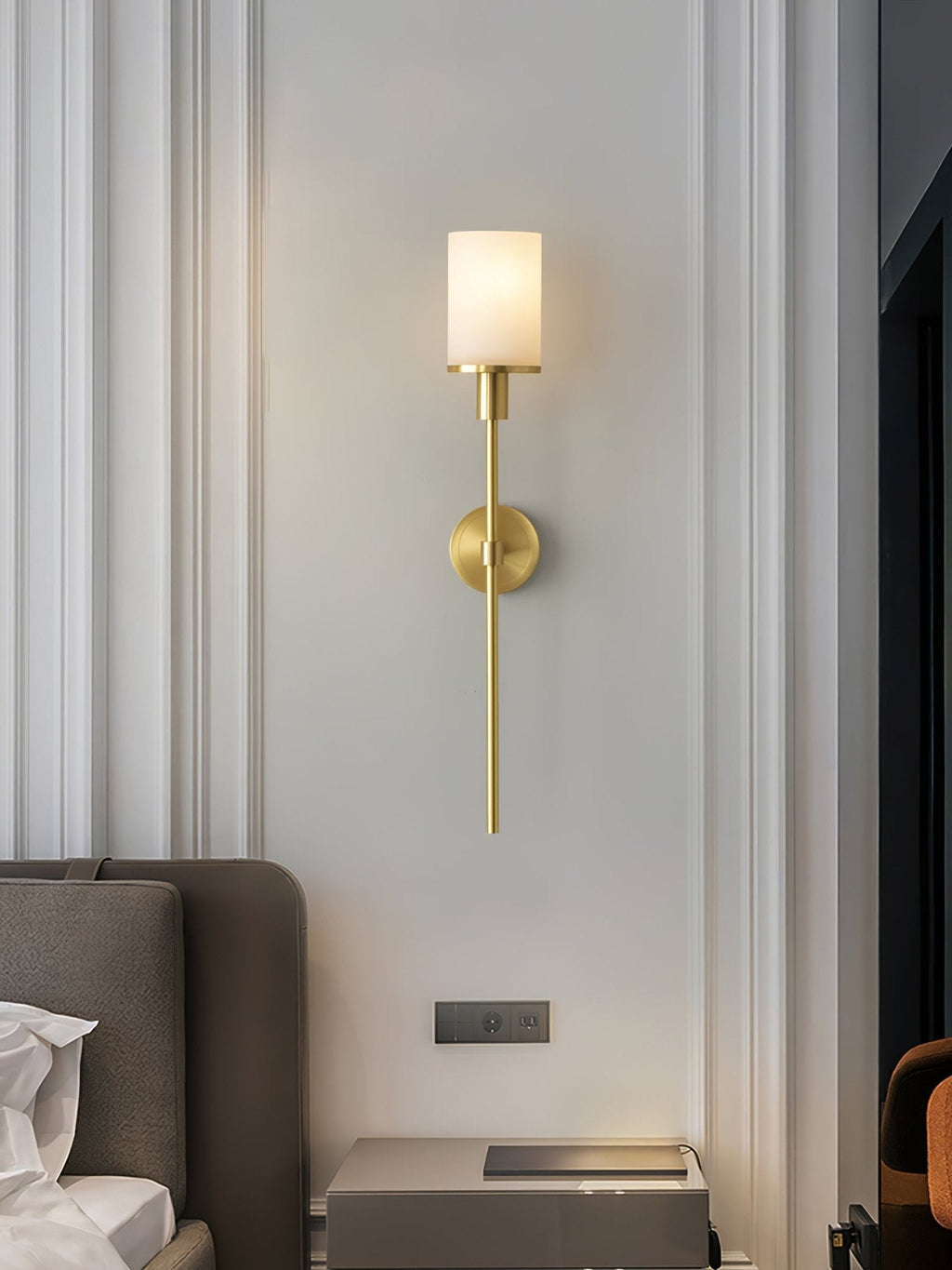 Calenella Alabaster Wall Light-Moonnatur
