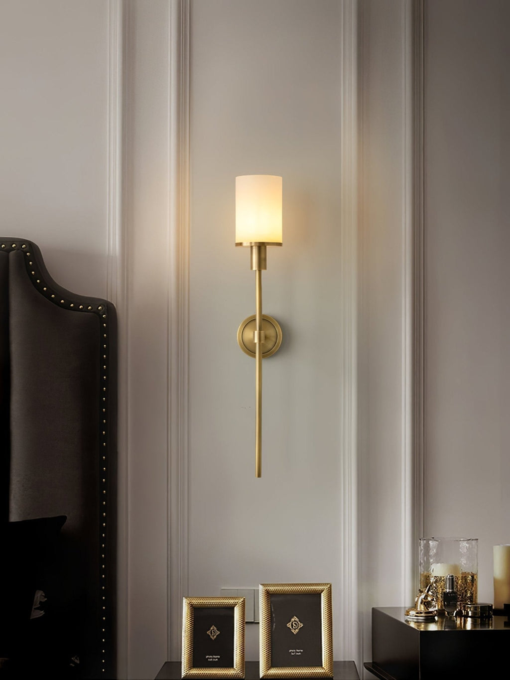 Calenella Alabaster Wall Light-Moonnatur