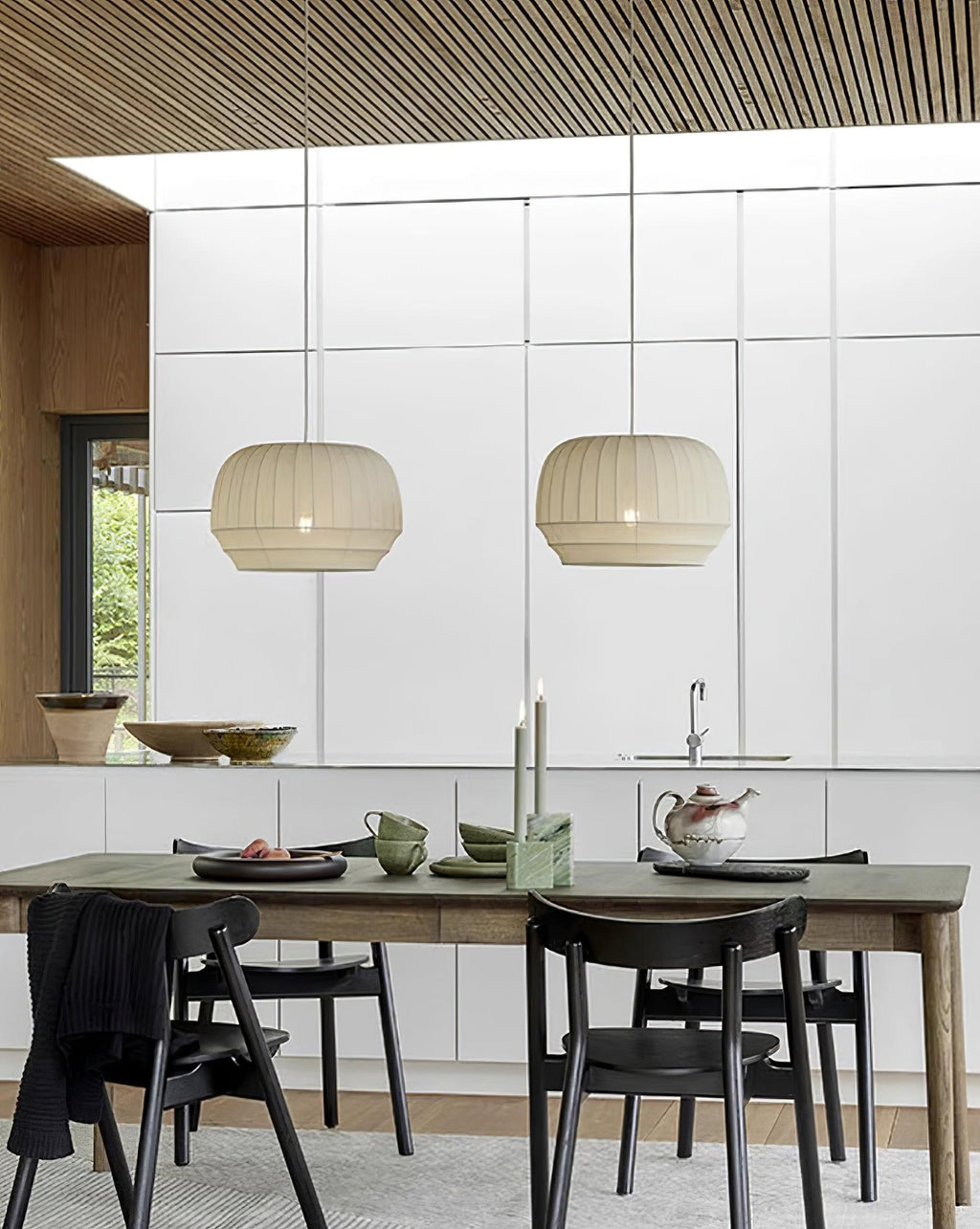 Avrenlark Silk Pendant Light-Moonnatur