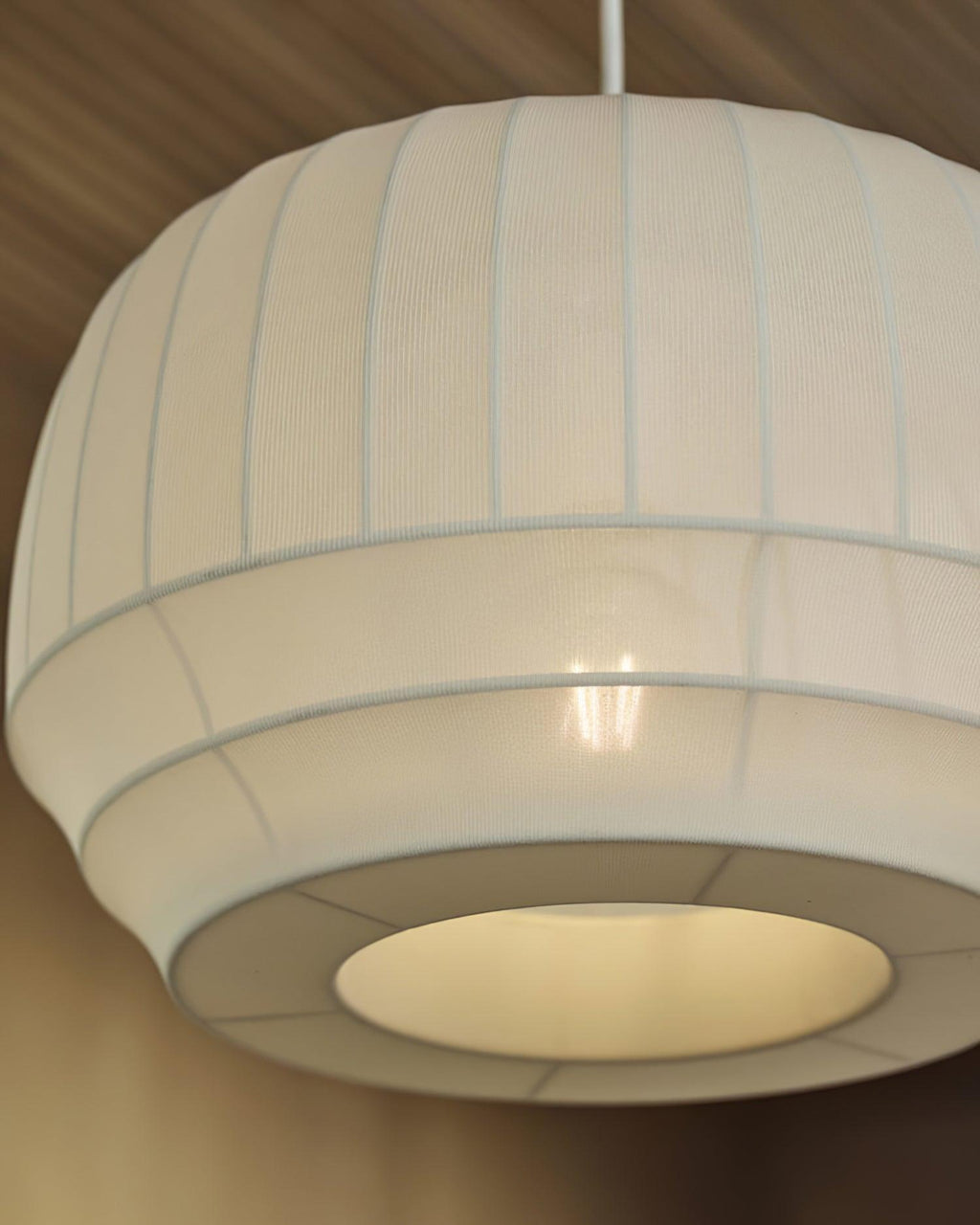 Avrenlark Silk Pendant Light-Moonnatur