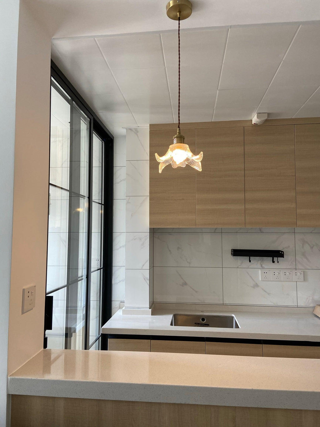 Briereth Glass Pendant Light-Moonnatur